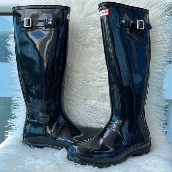 Hunter Original Black Gloss Tall Rain Boots - Picture 2 of 16